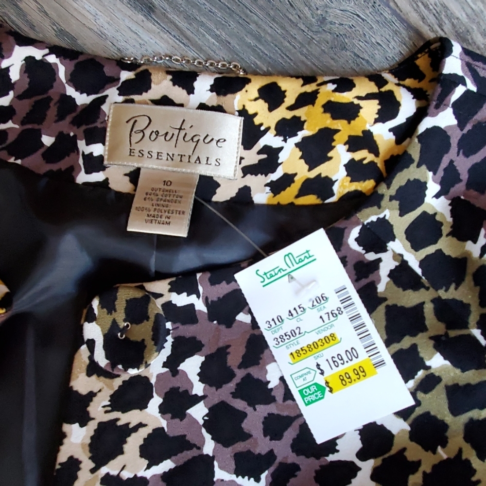 Boutique Essentials Top